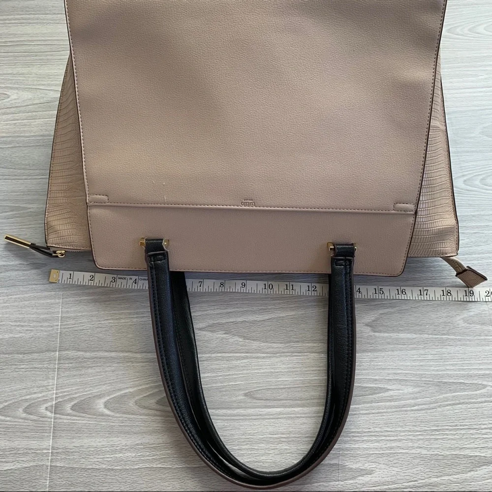 Tutilo Croc Laptop Tote Bag